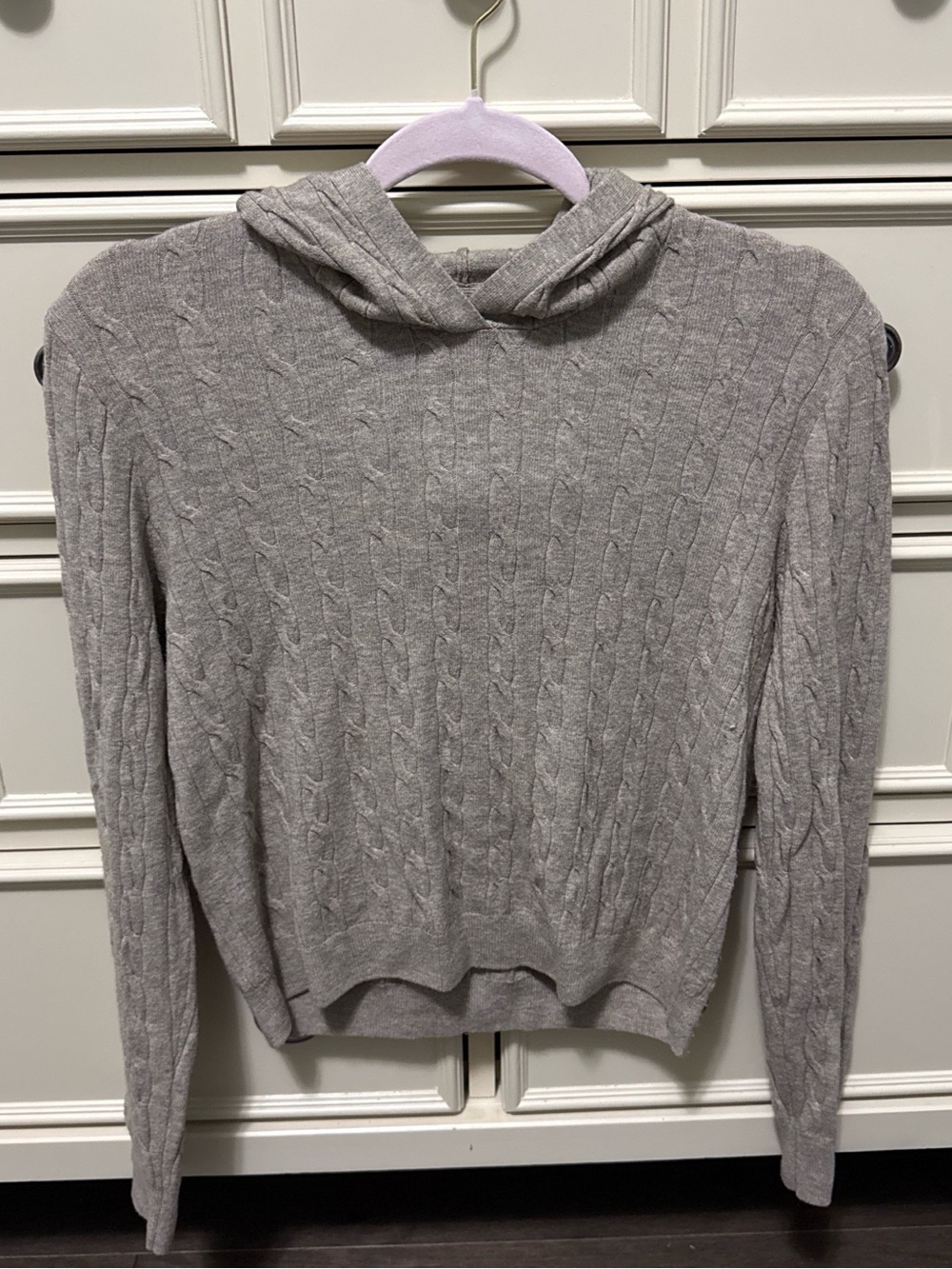 Cozy Cable Knit Hooded Sweater — Light Gray